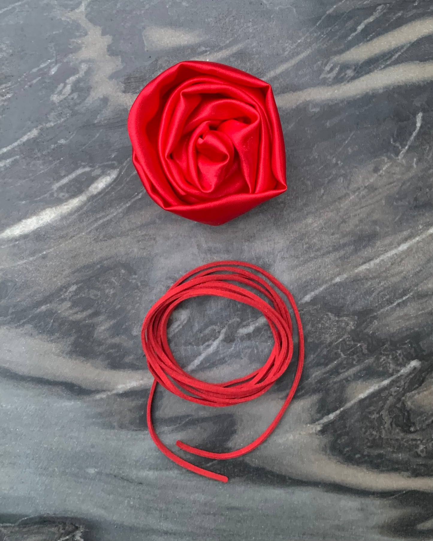 Rowes Satin Rosette | Red (Details)